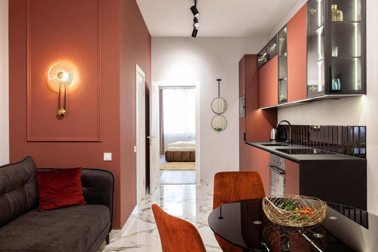 Leogrand Apartments On Tamanska 6 Львів Екстер'єр фото